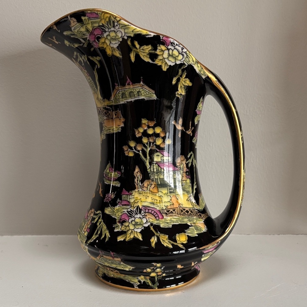 Royal Winton Grimwades Pekin Jug Rare Black Chintz Pitcher Made in England 1951